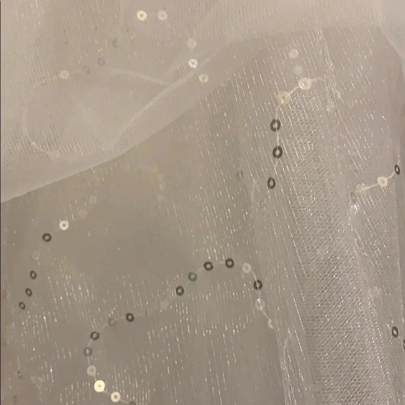 White Lace Wedding Dress Diamonds & Crystal Embellished Long Wedding Dress New - Picture 12 of 16